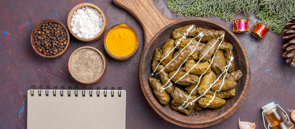 Hojas de parra rellenas con crema